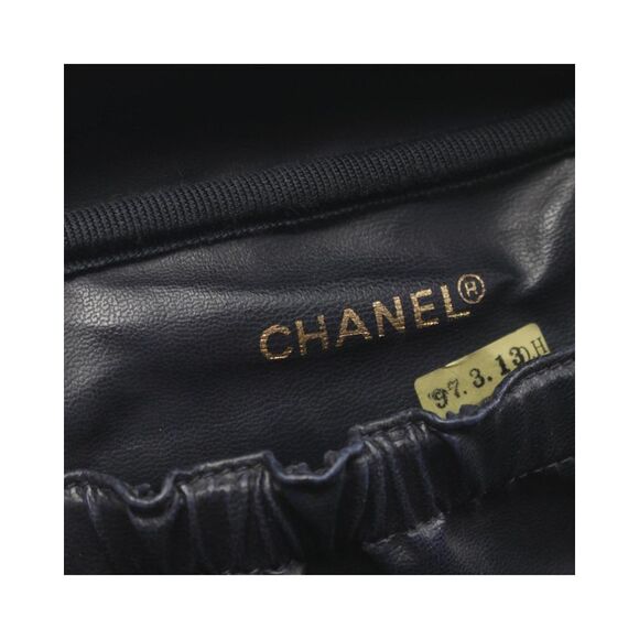 Pre Loved Chanel Women Navy Handbags - Picture 5 of 8